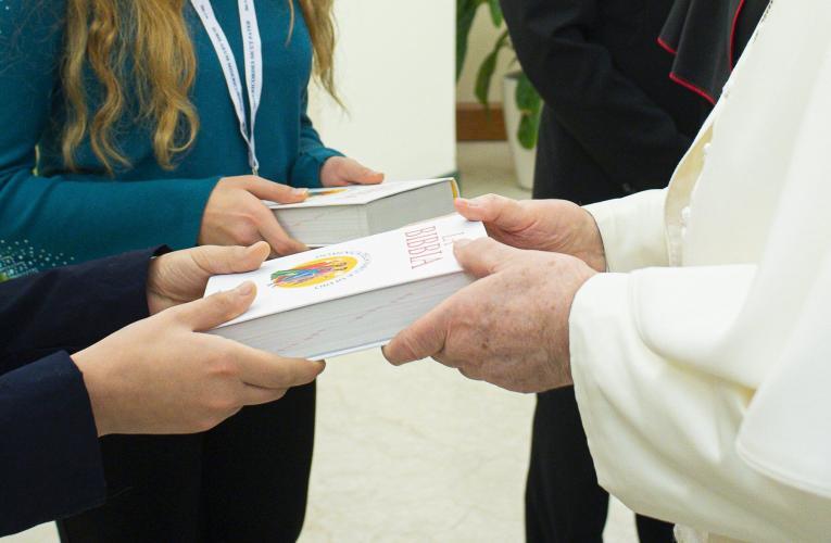 Pope adds more women scholars to biblical commission