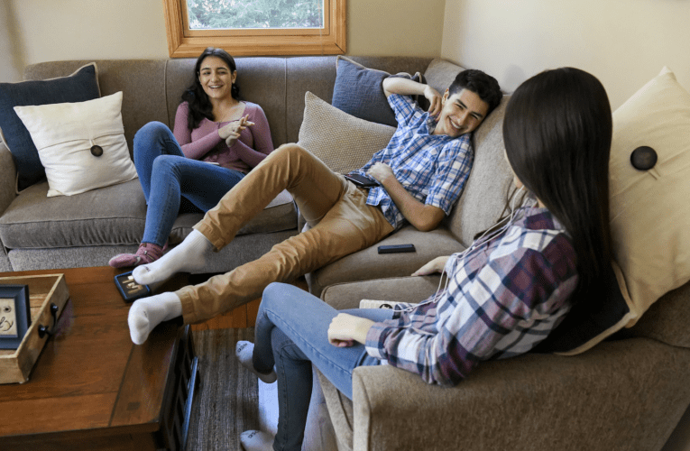 Catholic teen is godparent to family members; they’ll join church at Easter