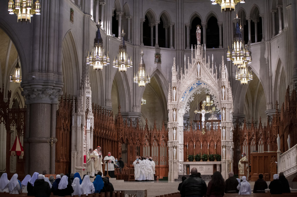 Religious women and men of the Archdiocese of Newark participate in the annual Consecrated Life Mass held on Feb. 5, 2022, at Newark's Cathedral Basilica of the Sacred Heart. In its 25th year, the Mass honors women and men committed to consecrated or religious life. (Photo: Archdiocese of Newark/Julio Eduardo Herrera)