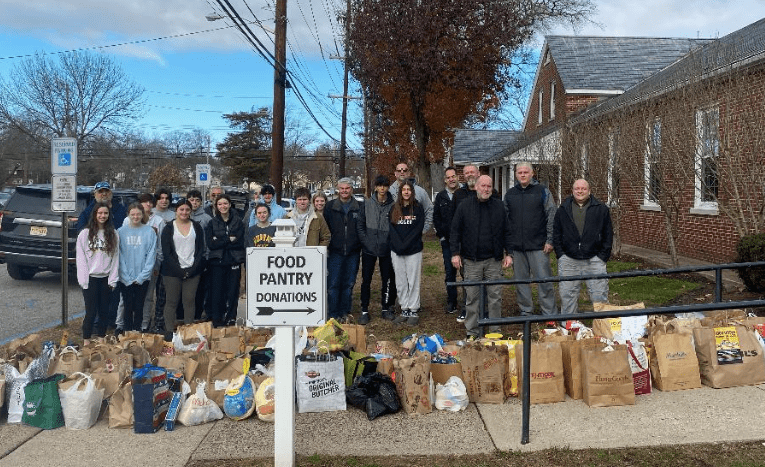 Knights collect food for those in need