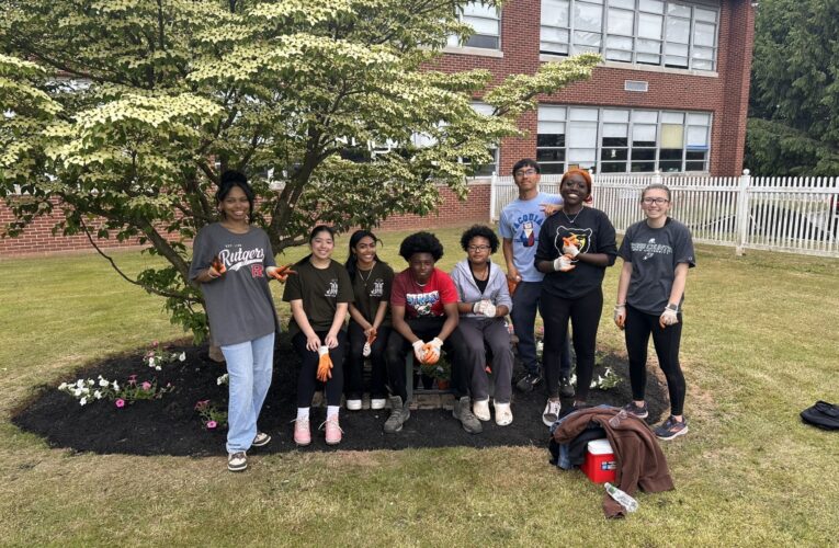 Students join Marist Brothers to plant school community gardens