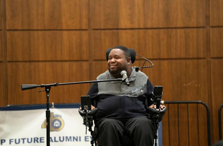 Eric LeGrand leans on faith in message to Catholic students (Photos)