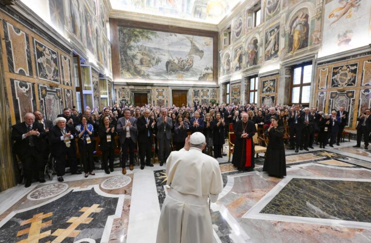 Art can touch people’s souls and bring them together, pope says