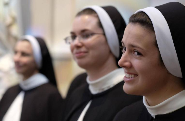 Report: Vocations to religious life in US decline
