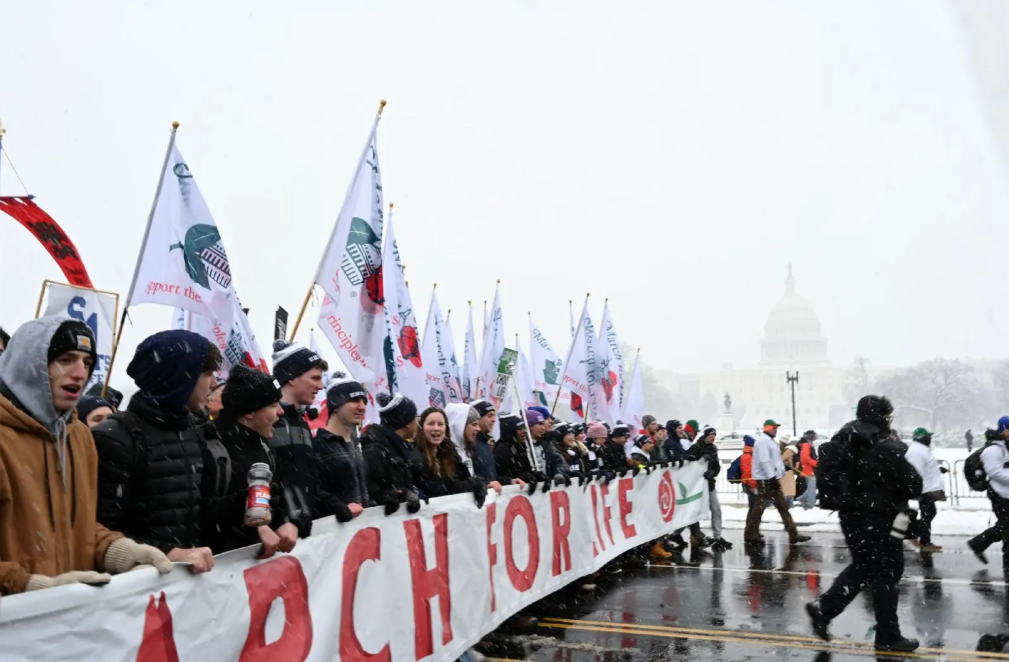 amid-cold-and-snow-national-march-for-life-pledges-solidarity-with-moms-and-children-1