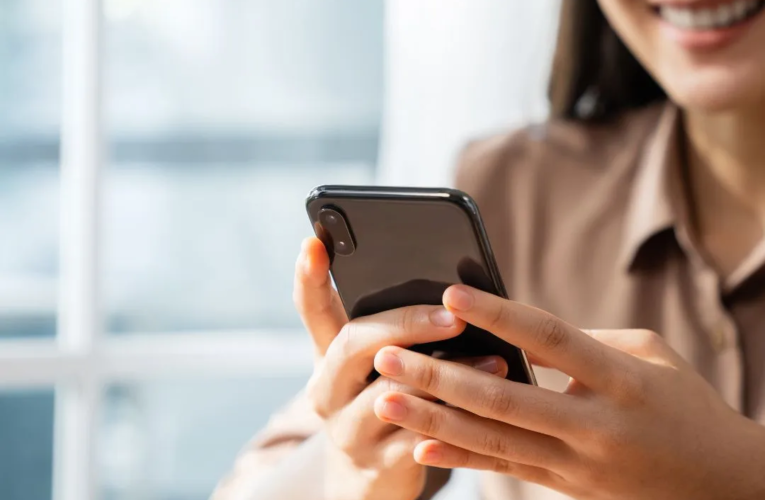 Social media rules to follow with children (Child Abuse Prevention Month)