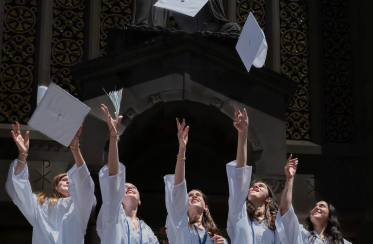 Catholic schools celebrate 8th grade graduation