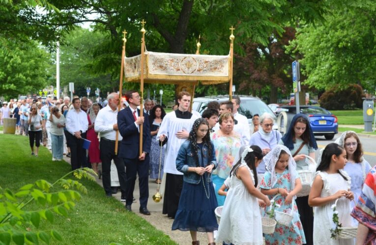 Corpus Christi around the Archdiocese (Photos)