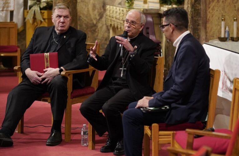 Líderes religiosos se unen para oponerse a las deportaciones masivas y se comprometen a proteger a las familias inmigrantes