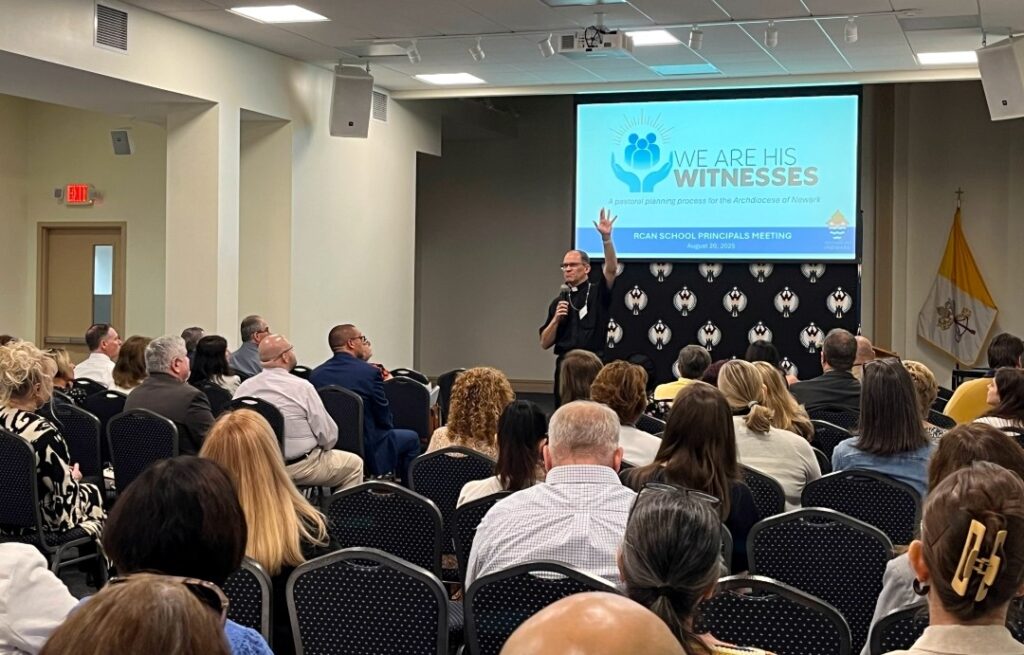 Bishop Saporito speaks about We Are His Witnesses at Leadership Conference