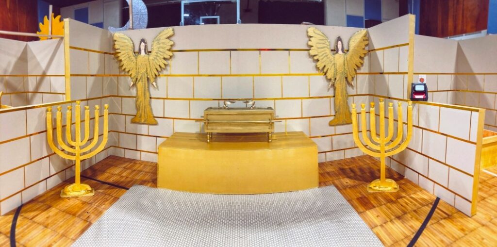 FIRST BIBLE MUSEUM - SOLOMONS TEMPLE