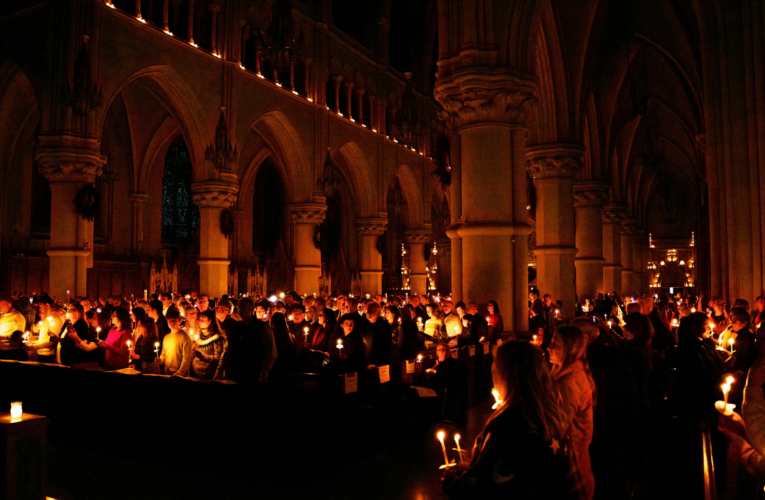 Sights & Sounds: Cathedral Basilica welcomes thousands for 54th Candlelight Carol Sing