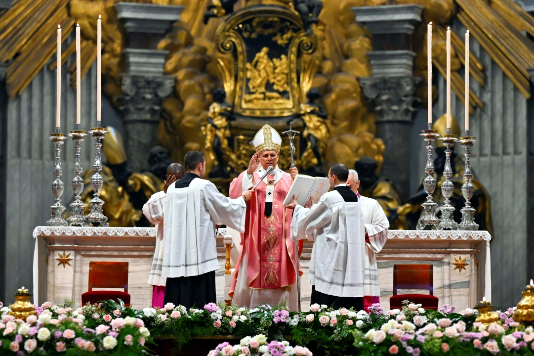 God wants all people to be saved, pope says at Jubilee of Prisoners