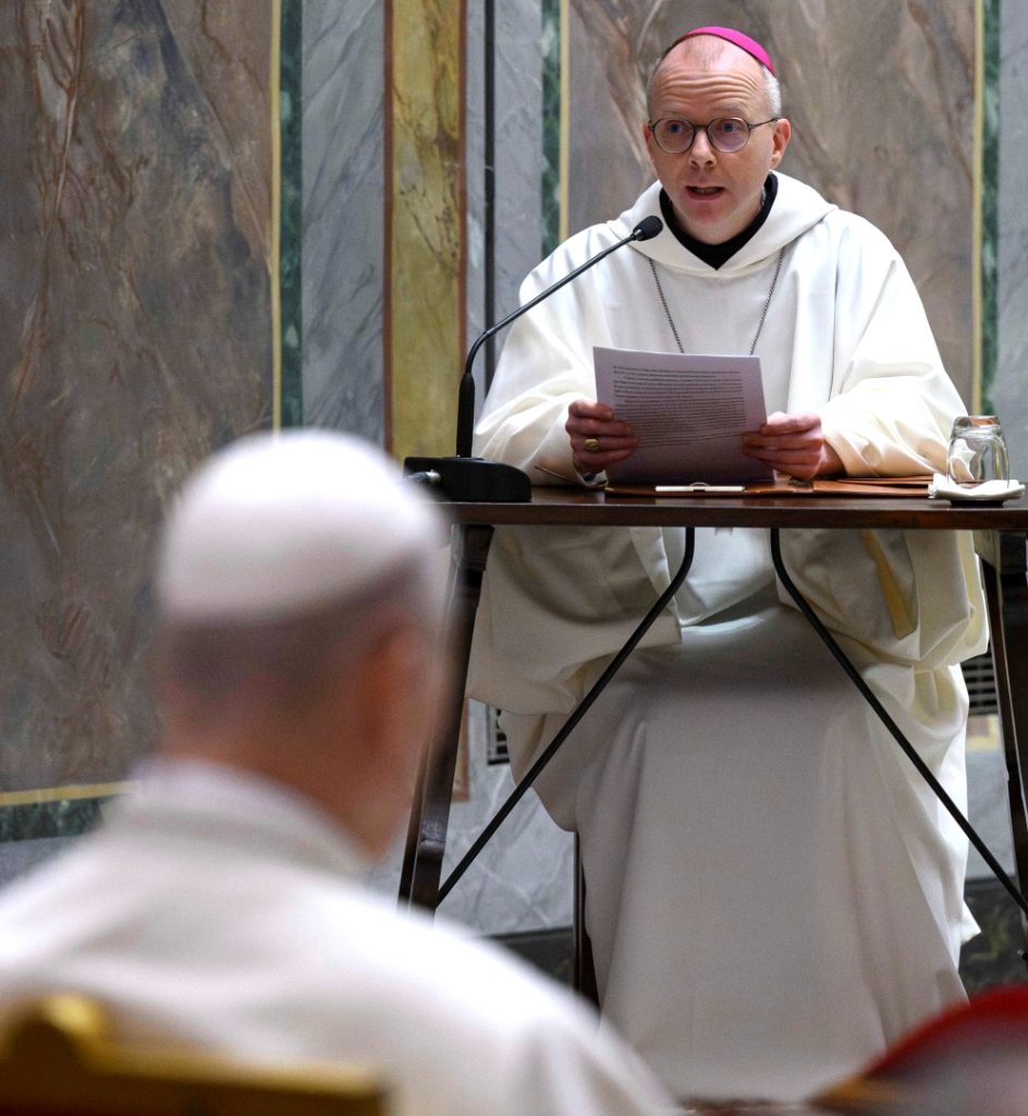 Bishop Varden leads papal Lenten retreat