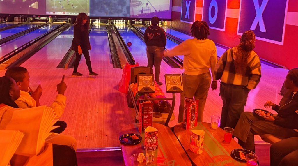 JC - AAACA - Service day bowling