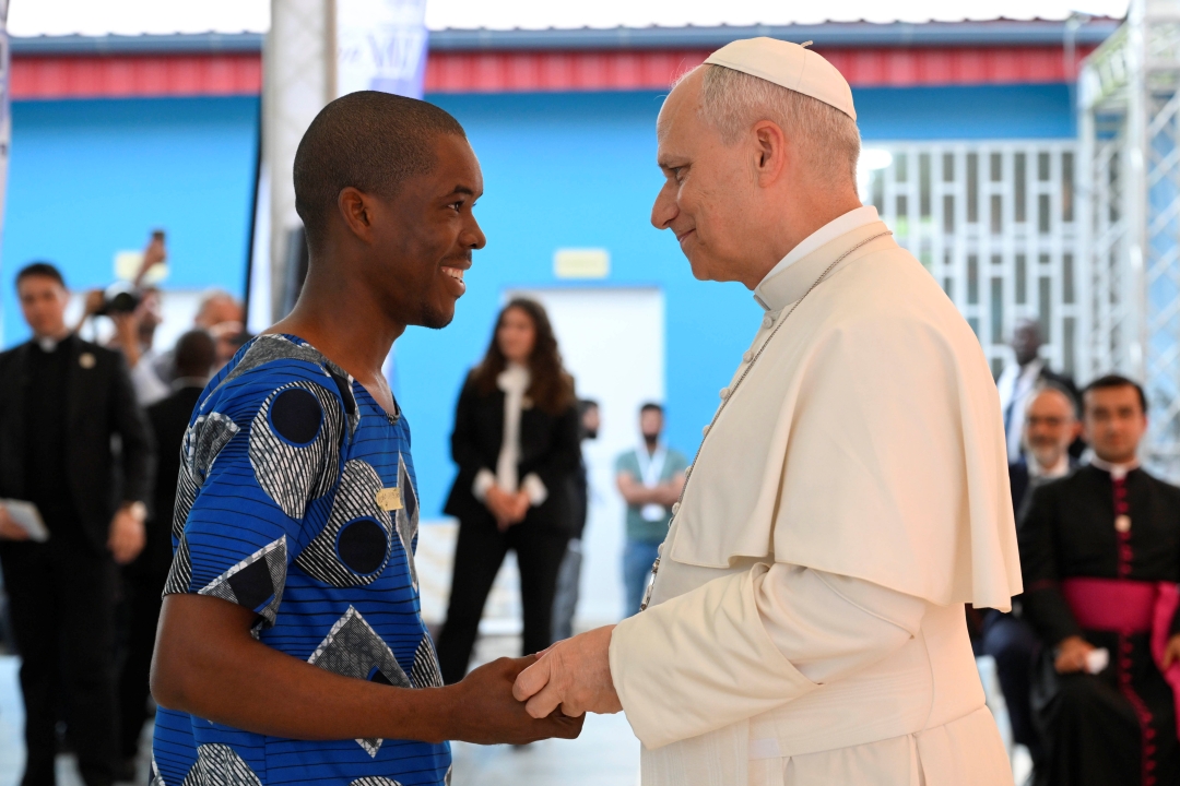 PLEG - Pope meets with young man at psychiatric hospital