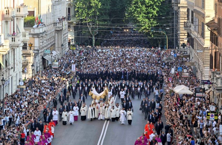 PSCC - Procession in Madrid Far
