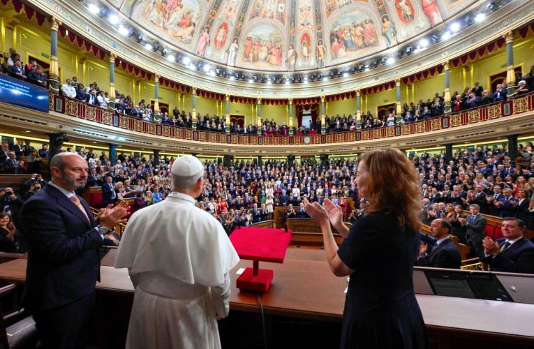 Pope Leo addresses Spanish parliament