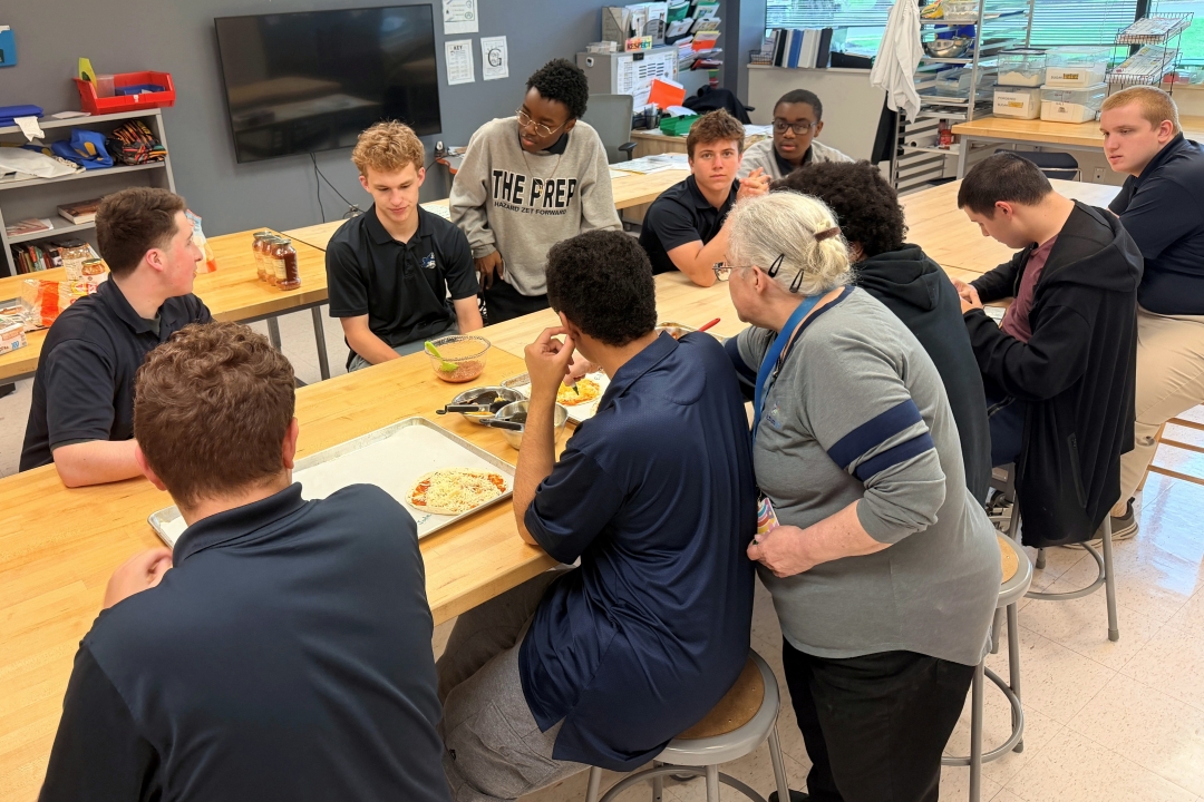 SHPS - Students meet at Academy 1080