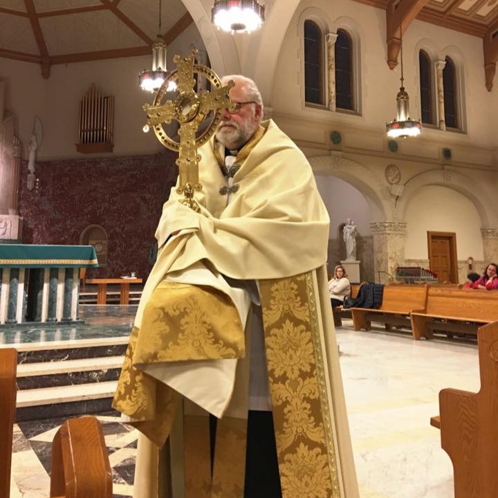 FJGR - With monstrance
