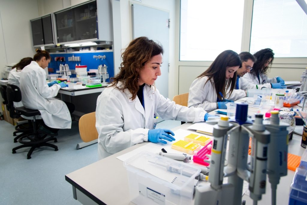 Lab technicians at Bambino Gesu