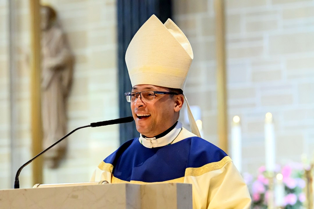 NJML2 - Bishop Chau delivers homily - CU - Mike Ehrmann